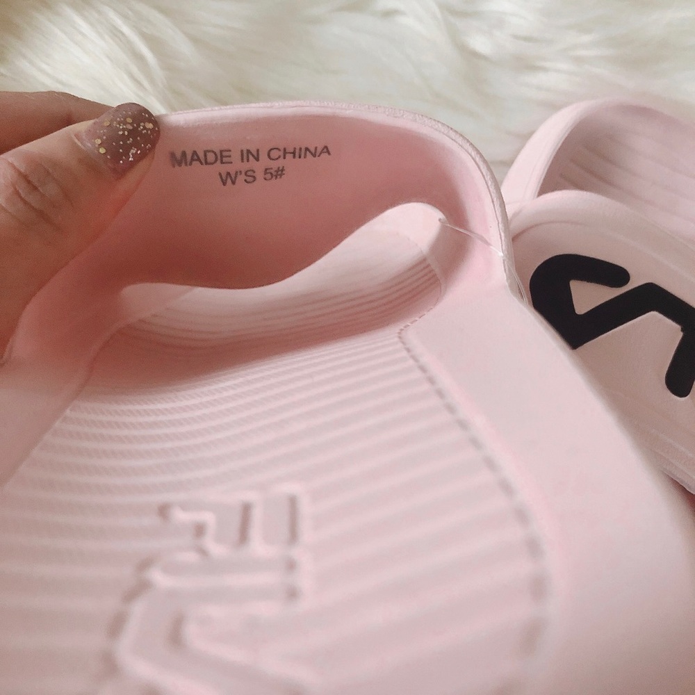 Fila Women’s Light Pink Logo Sleek Slide - Picture 5 of 8